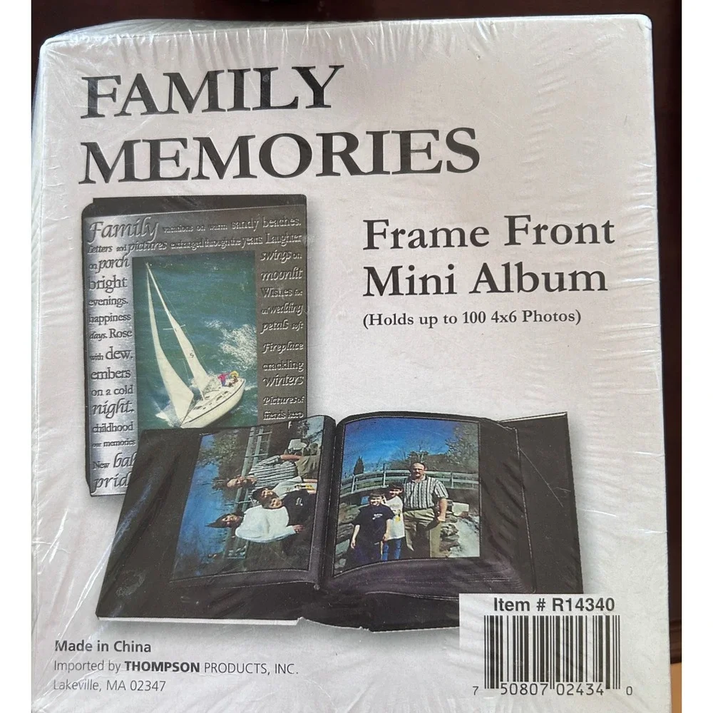 Thompson Products Mini Photo Album Brass 4x6 100 Photos NIB Sentimental Family